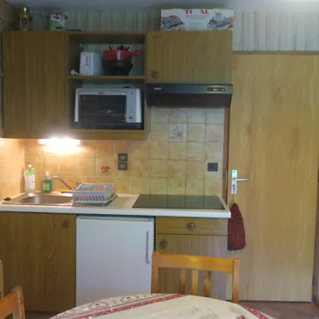 Cosy 2 Pieces, Balcon Et Parking, - Fr-1-198-113 Διαμέρισμα *